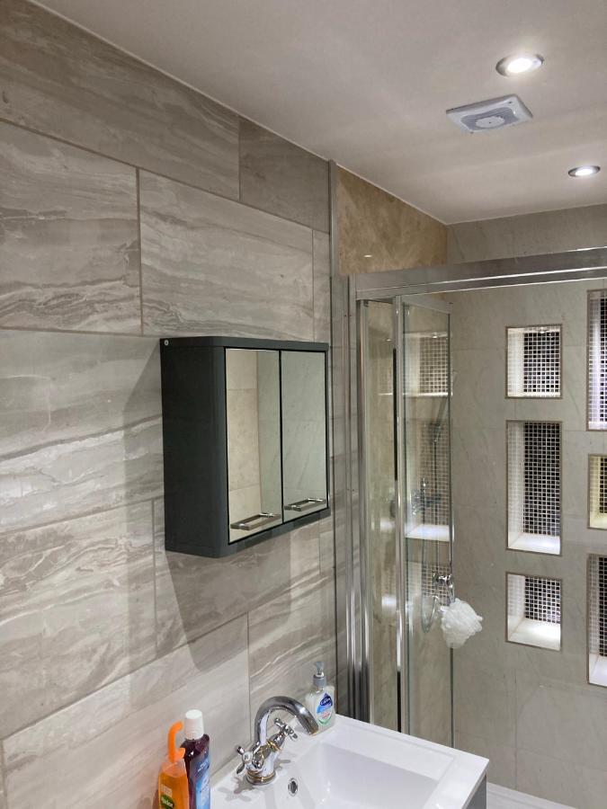 Retreat Apartment London